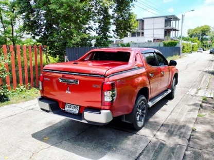 Roll Bar + Roller Lid CB 796 Mitsubishi Triton